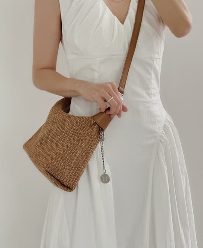 ショルダーバッグレディース カゴバッグ 夏の風合い 上品メッシュバッグ