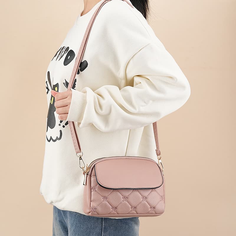 ショルダーバッグレディース キルティング ステッチコンパクトポシェット