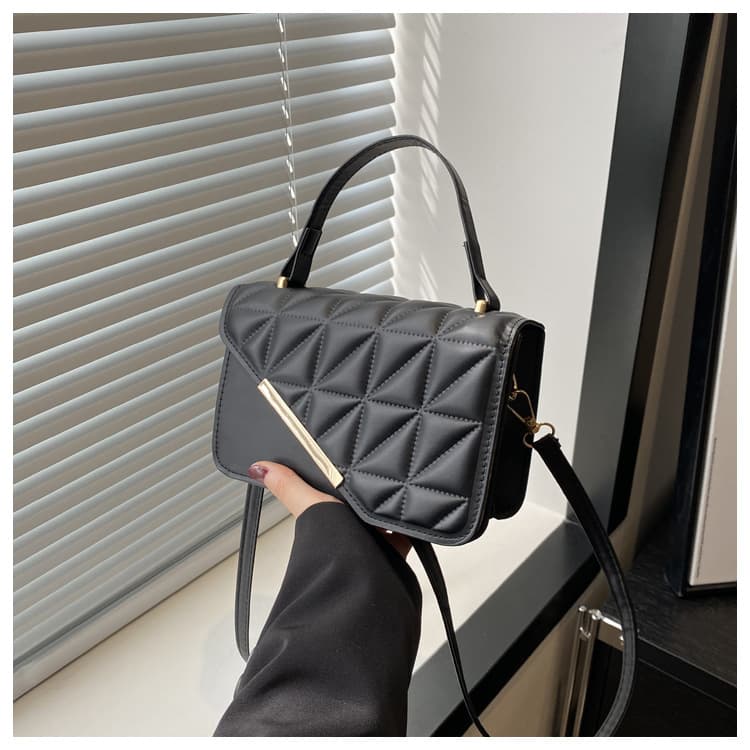 ショルダーバッグレディース キルティング カラフル上品キルティングミニハンドバッグ